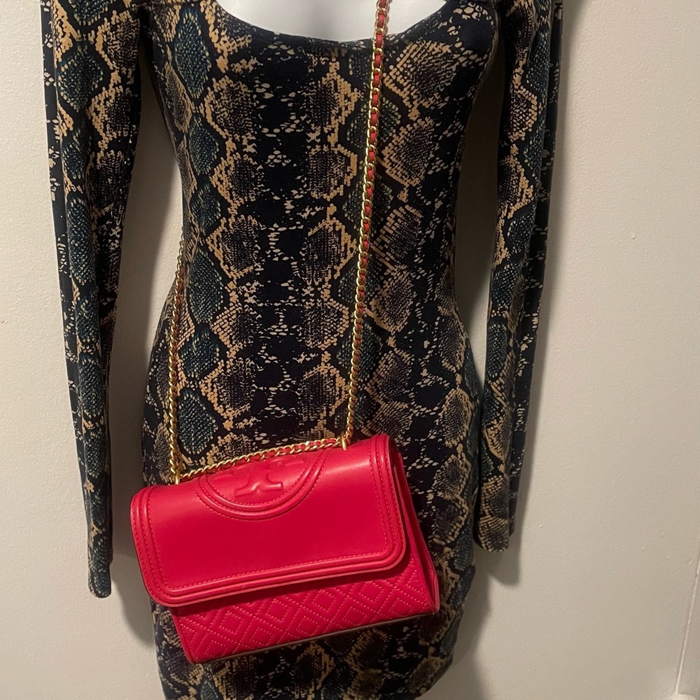 EUC Tory Burch Fleming Bag